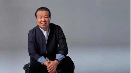中国红牛出席中国食品安全年会， 董事长严彬荣获“最具社会责任企业家”殊荣