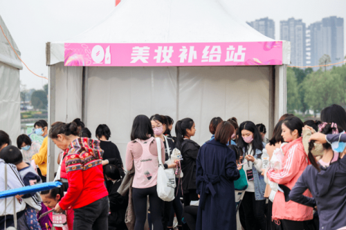 2021万泰疫苗LADY WOW Women’s Run开跑，再掀蓉城运动热潮