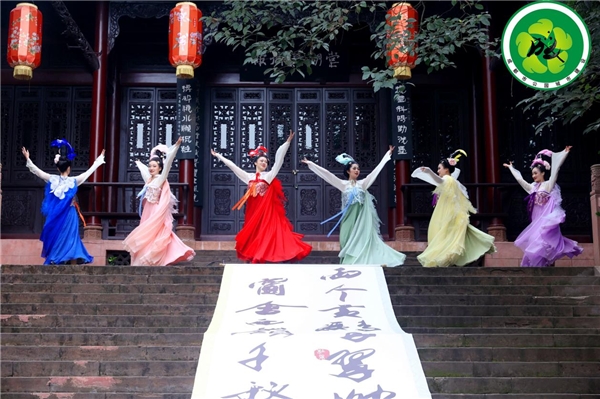 诗律之美的“沉浸式体验”，尽在棠湖公园！