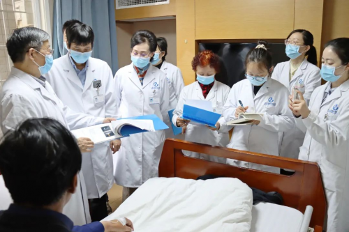 制定行业标准，打造耳鸣诊疗基地，成都仁品再次抢先布局！