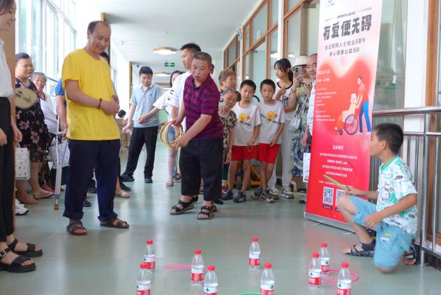 “有爱便无碍” ——爱残助残，烈烈星火公益小队在行动