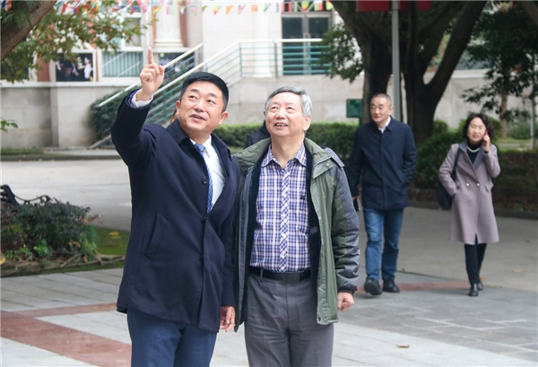重庆枫叶国际学校担当时代教育使命，助力中外人文交流