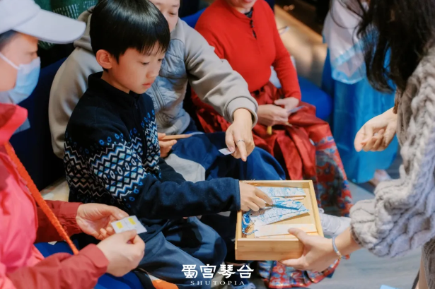 国风文化科普体验及宣传活动第十二场科普体验《千编万华·匠心编织》雅集于蜀宫琴台圆满举办