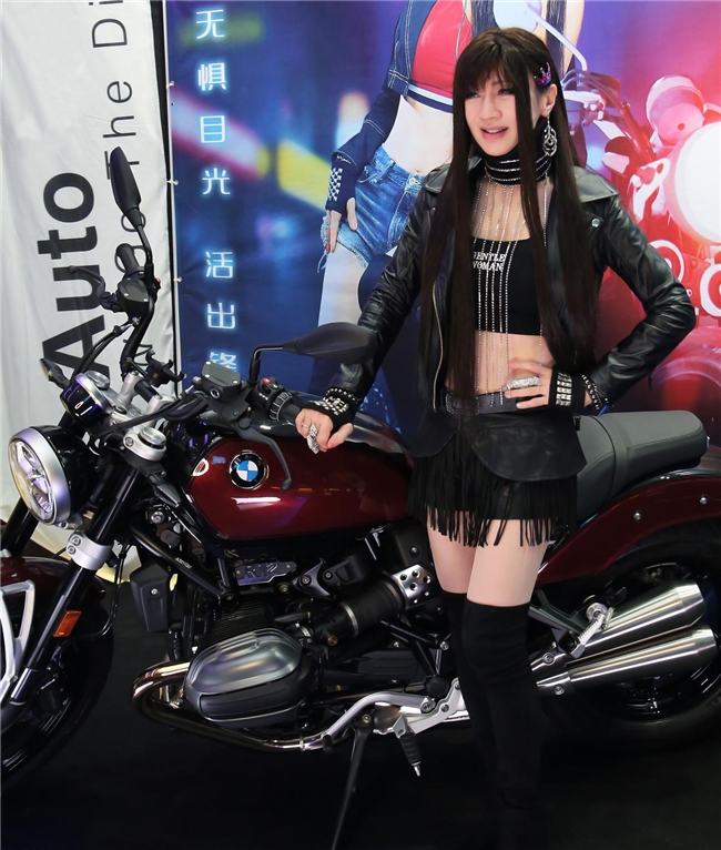 锺洁希睽违十年发片 5月启世界巡演　抢先暴雷邀天后当嘉宾