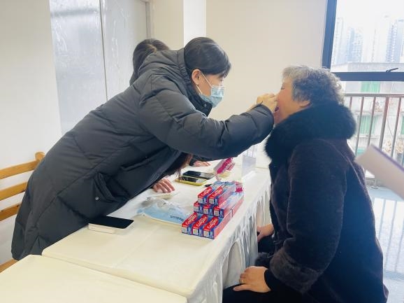 “退休不褪色，余热亦生辉”志愿者服务项目总结与表扬活动简报