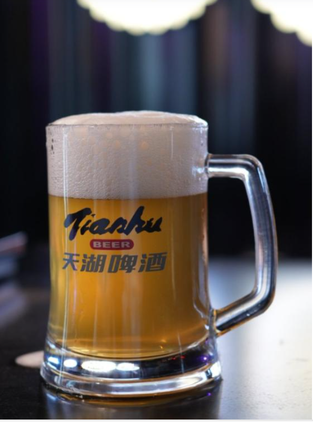 锦江之畔巴伐利亚啤酒之夜 天湖啤酒花园启幕蓉城夏日狂欢