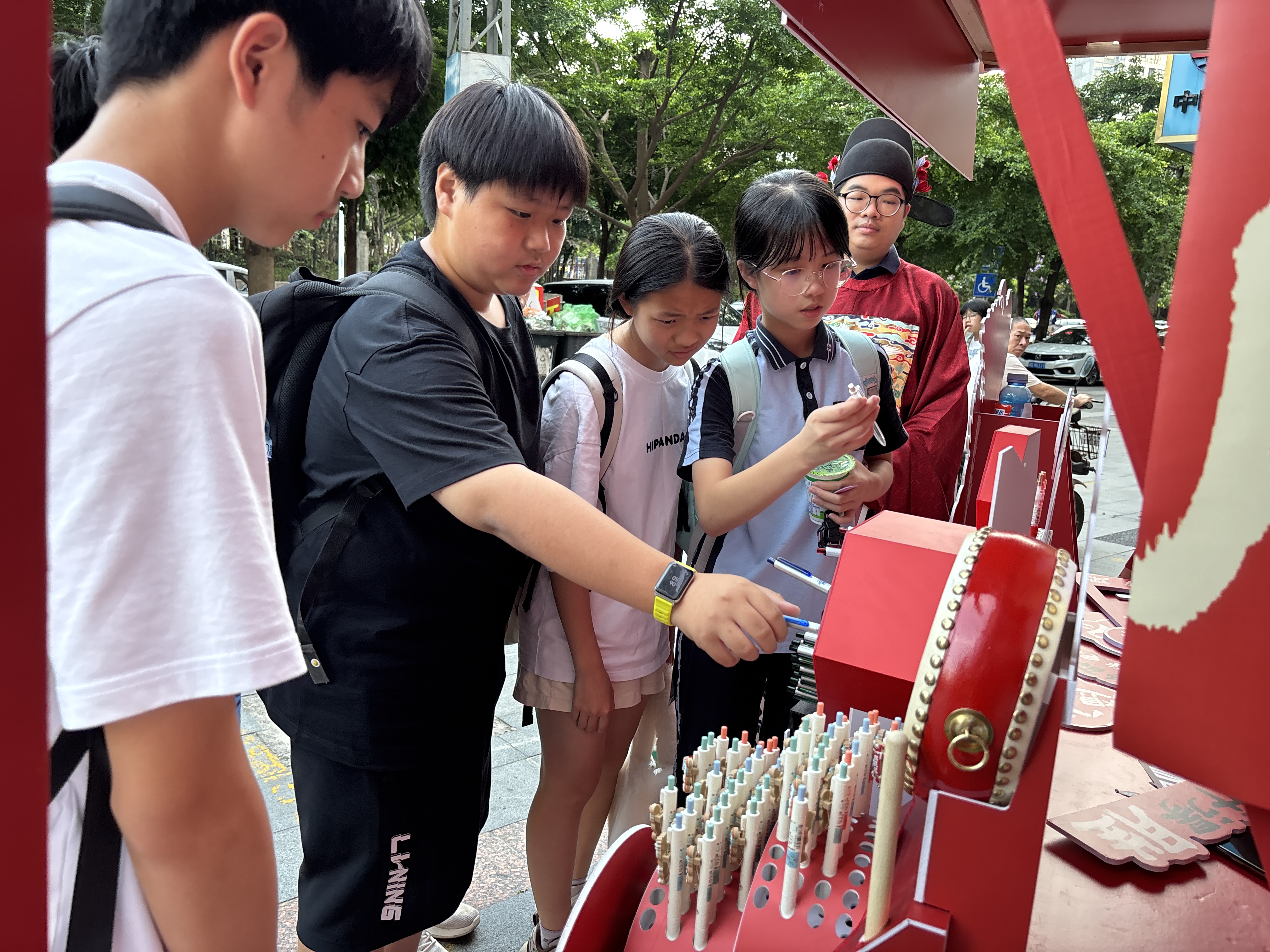 得力考试季，12城联动助力考生“考场稳定 心想试成”