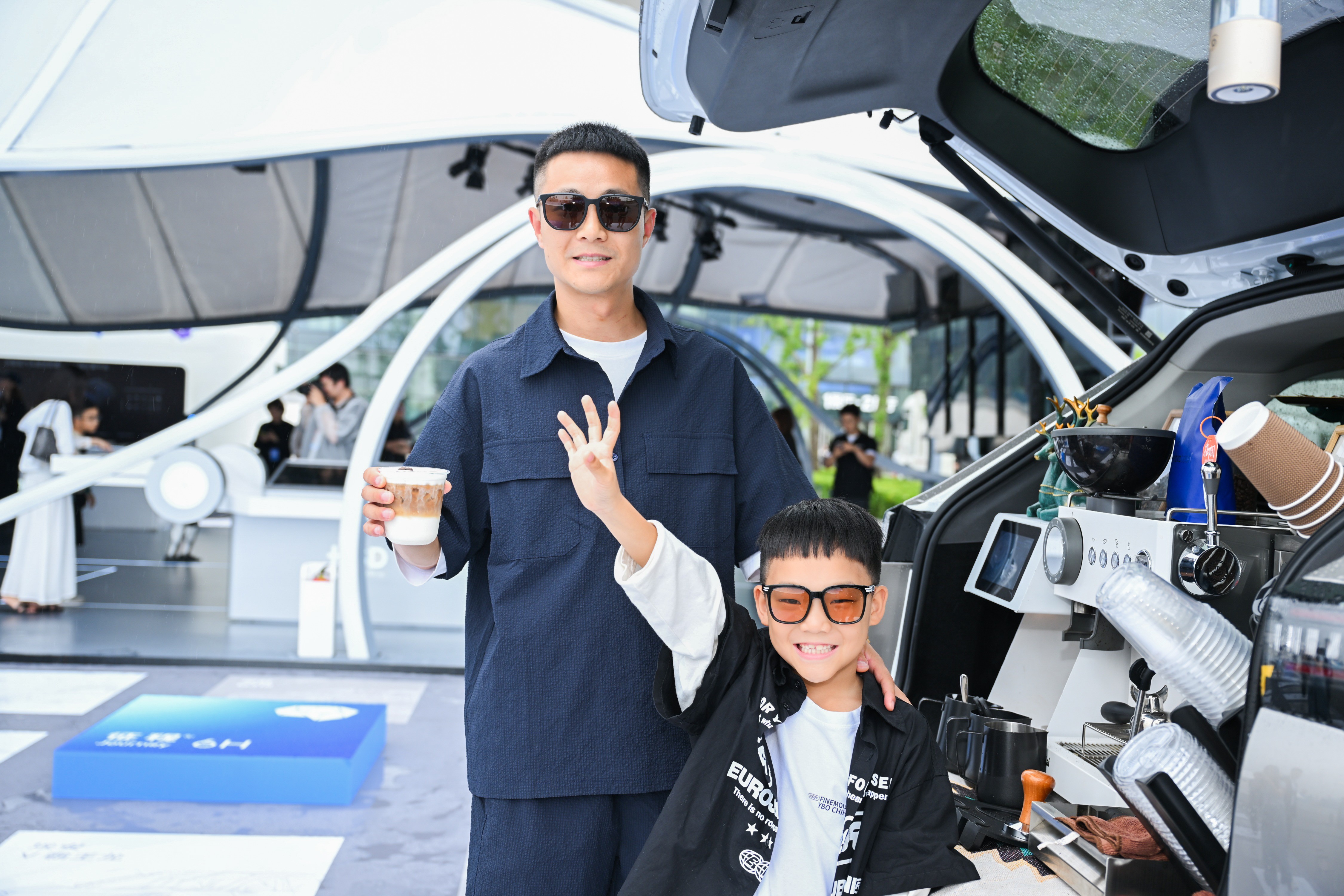 成都车展亮点速递：星途ET5优雅登陆地平线快闪活动，高阶辅助驾驶体验引围观