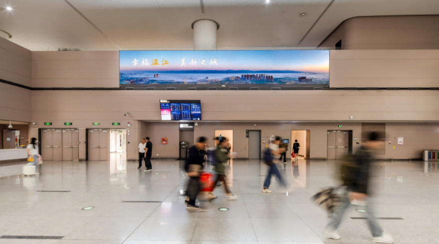 成都天府机场媒体广告，媒介空间与传播势能