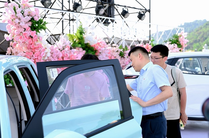 万事皆宜·天下为宾|凯翼汽车邀您共赴2025宜宾非遗美食音乐嘉年华