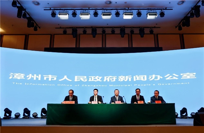第七届中国（蓝光杯·漳州）钟表设计大赛张宏光答记者问