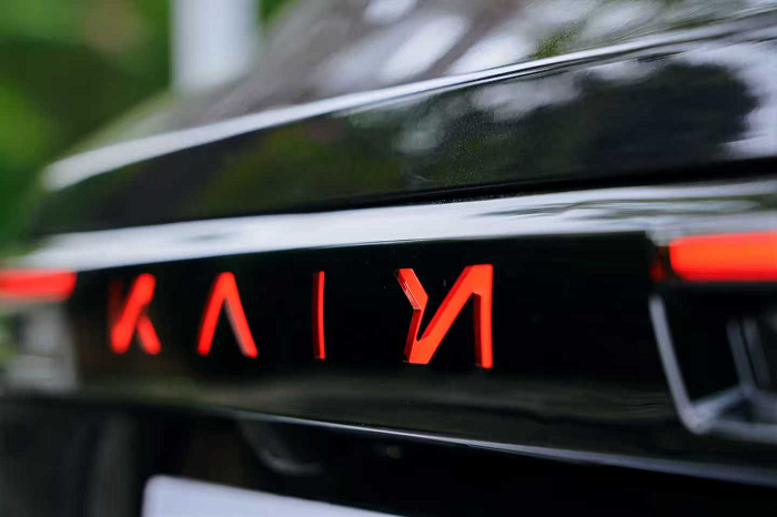 中型电混SUV，谁能打服谁？凯翼昆仑iHD：全能王者的从容应答