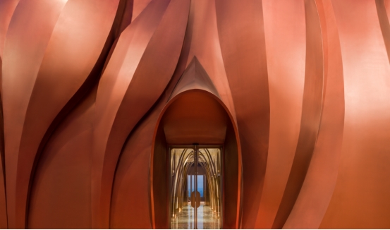 阿玛尼传奇落幕，他在国内唯一建筑手作现如何？