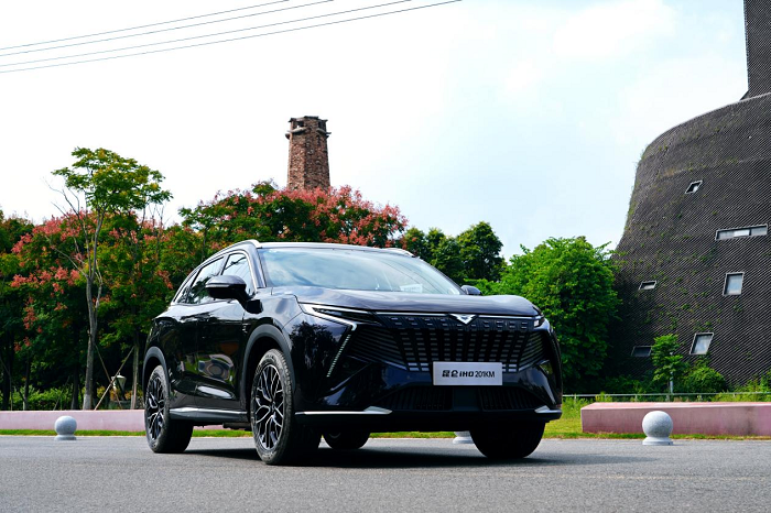 城市纯电通勤、郊外任性驰骋，昆仑iHD 201KM版全场景都好开