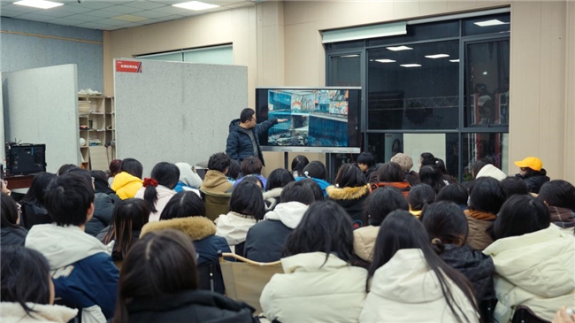 百度本地生活《商家纪录片》全新上线!见证她的力量:用理想重塑教育,用教育改变人生