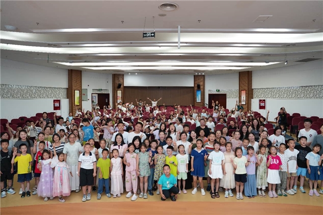 溯本追源：探寻中华姓氏，双流区图书馆点燃文化传承