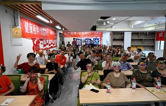 健康相伴，公益同行｜岳阳新华达制药走进竹园社区开展小暑科普活动