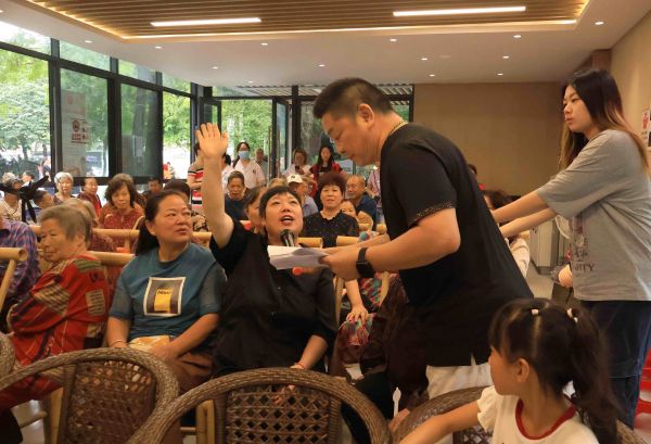 健康相伴，公益同行 成都海通药业助力社区健康公益活动圆满举行