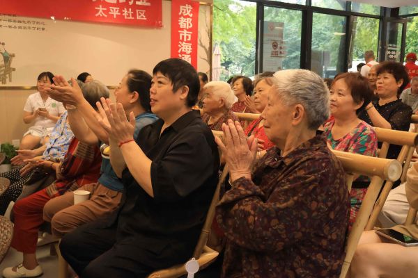 健康相伴，公益同行 成都海通药业助力社区健康公益活动圆满举行
