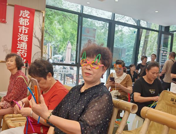 健康相伴，公益同行 成都海通药业助力社区健康公益活动圆满举行